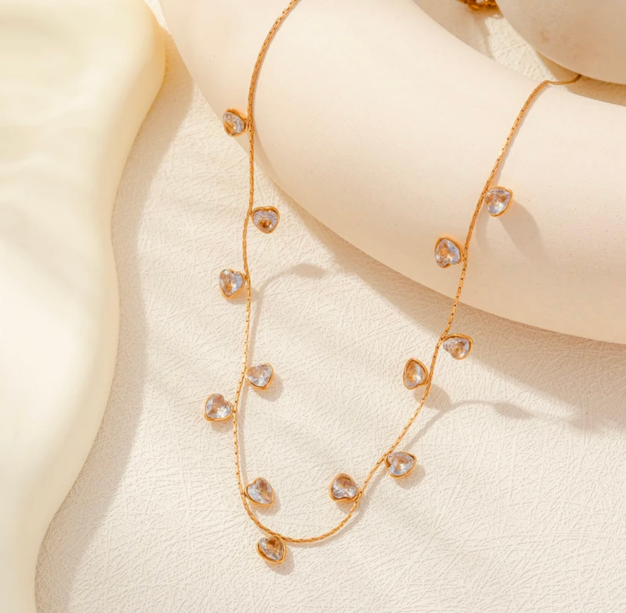 Collar gargantilla corazón cristal