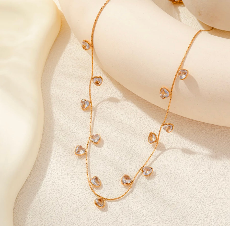 Collar gargantilla corazón cristal