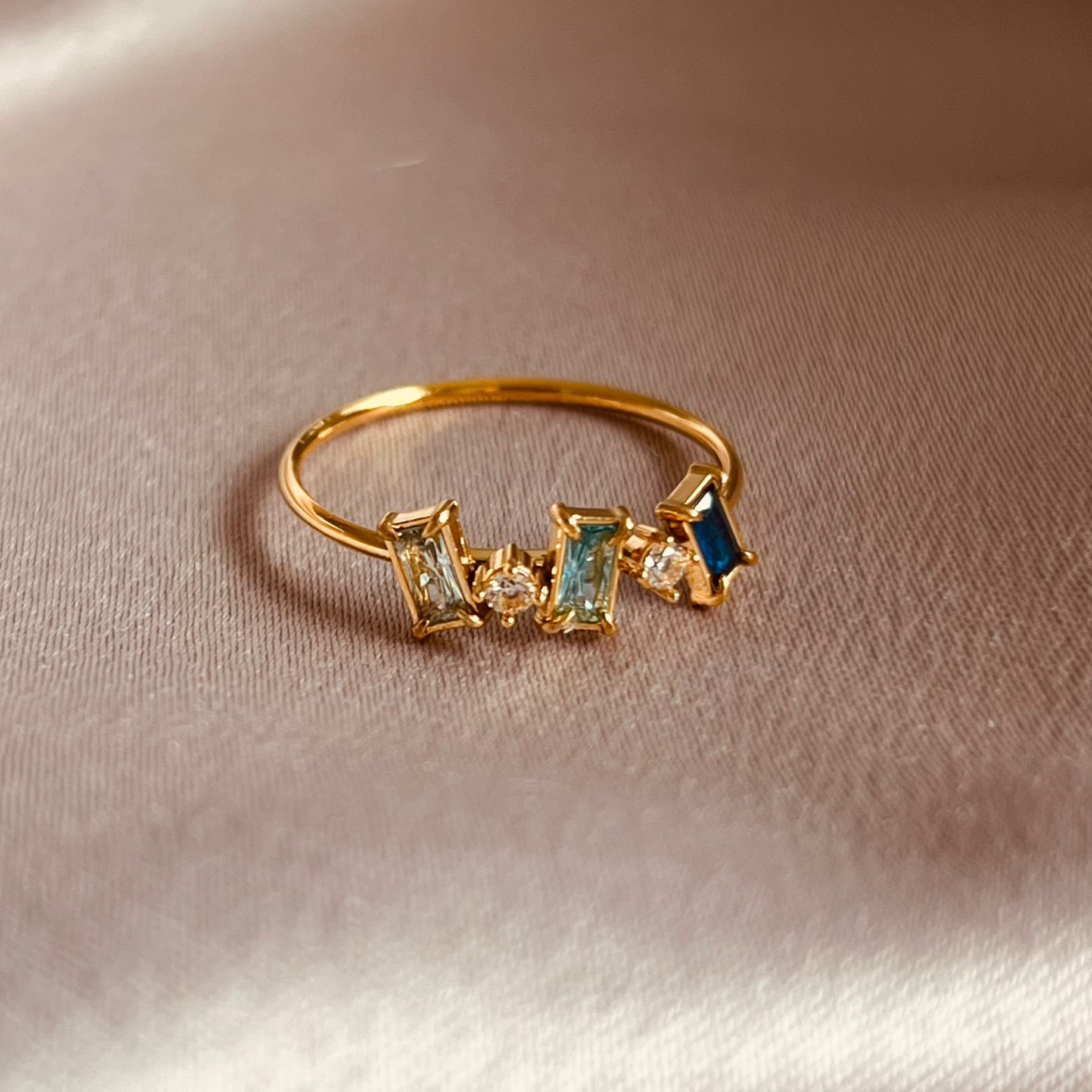 Anillo Reina azul