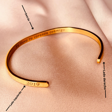 Cargar imagen en el visor de la galería, Brazalete personalizado 4mm liso (grabado a láser ambas caras)
