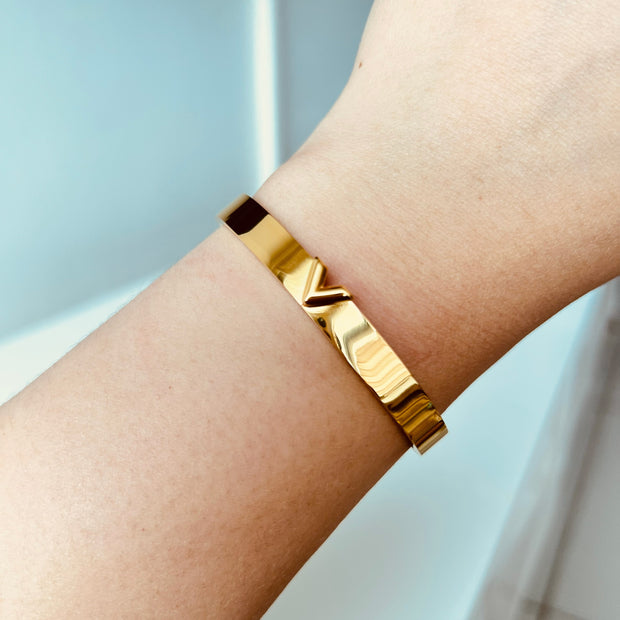 Brazalete V