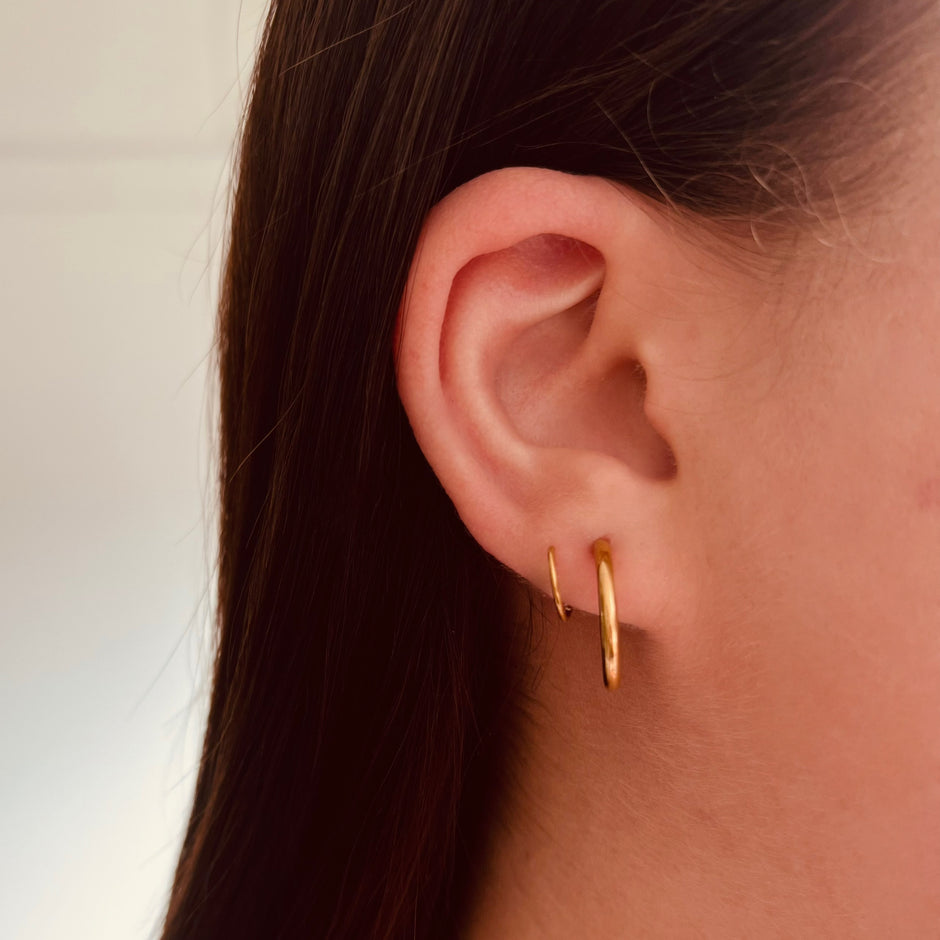 Aretes Nathalie (efecto dos aretes en uno).