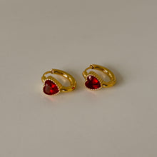 Cargar imagen en el visor de la galería, Aretes Maddie (Rojo)
