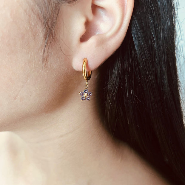 Aretes lilia (lila)