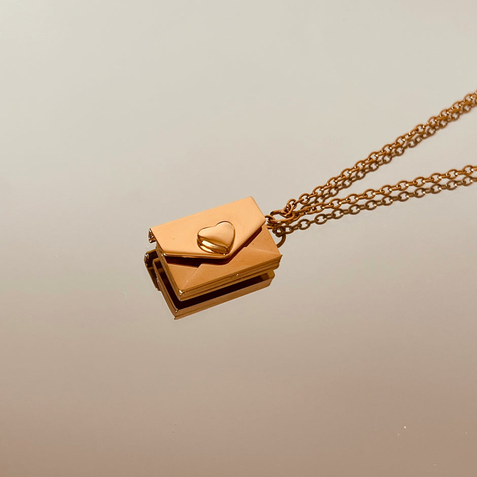 Collar carta amor grabado a láser