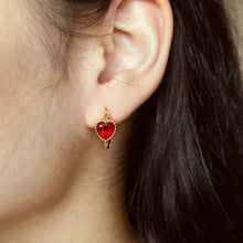 Cargar imagen en el visor de la galería, Aretes Maddie (Rojo)
