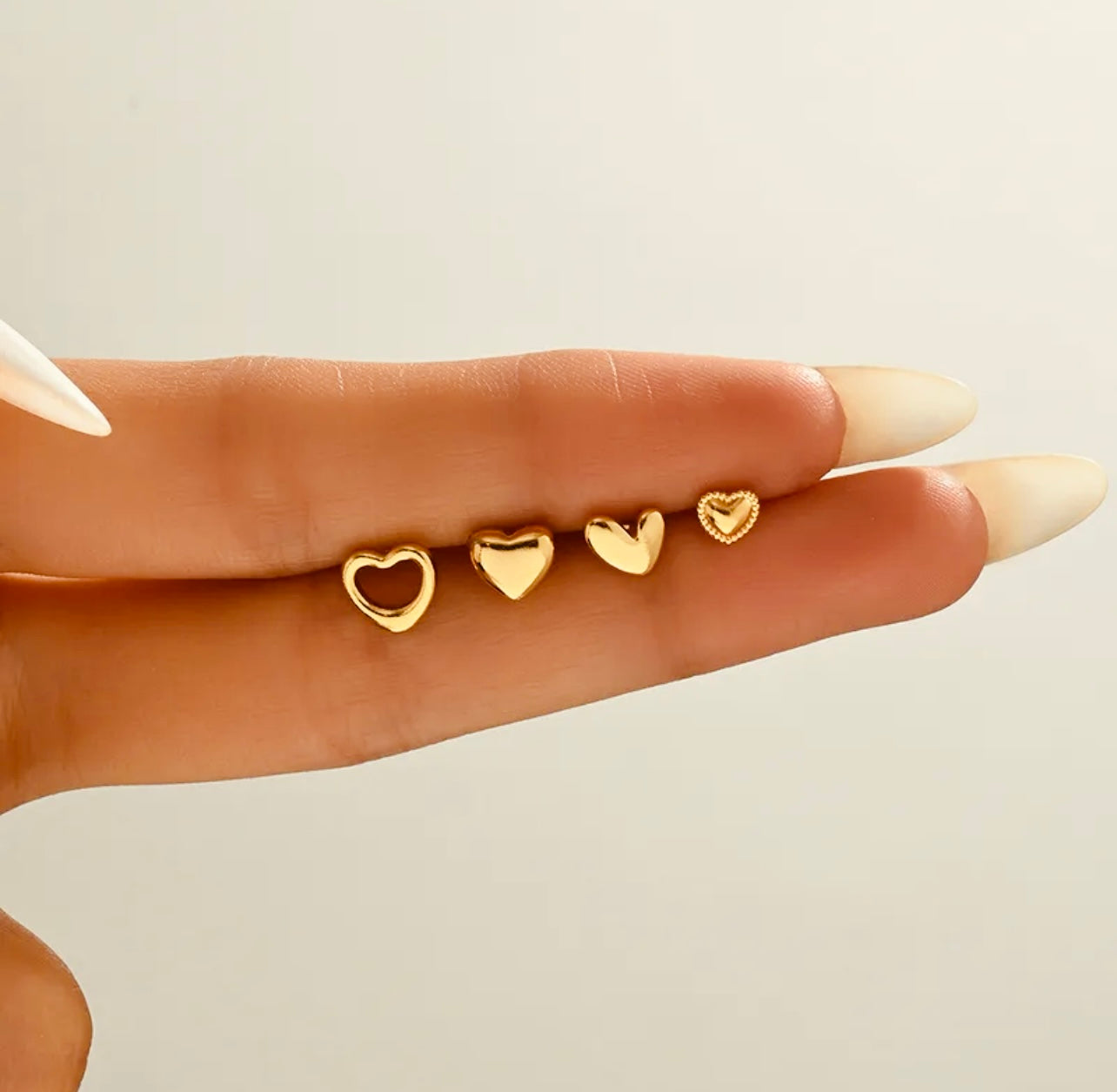 Aretes Set topitos de corazones