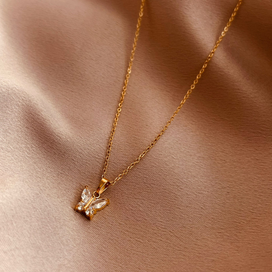 Collar Mariposa Blanca