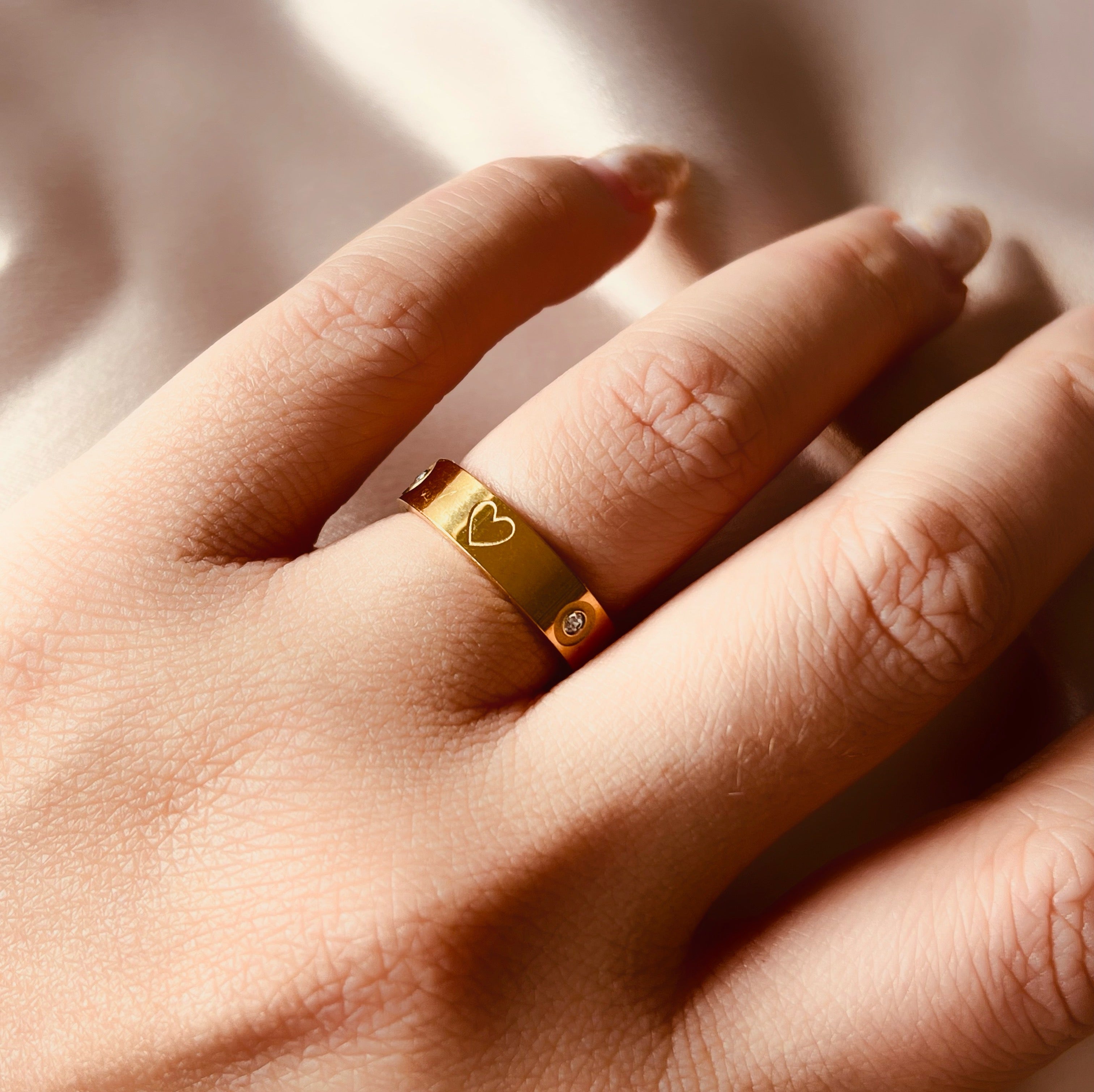 Anillo love