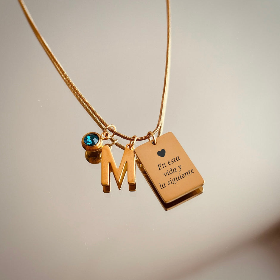 Collar inicial (Grabado a láser)