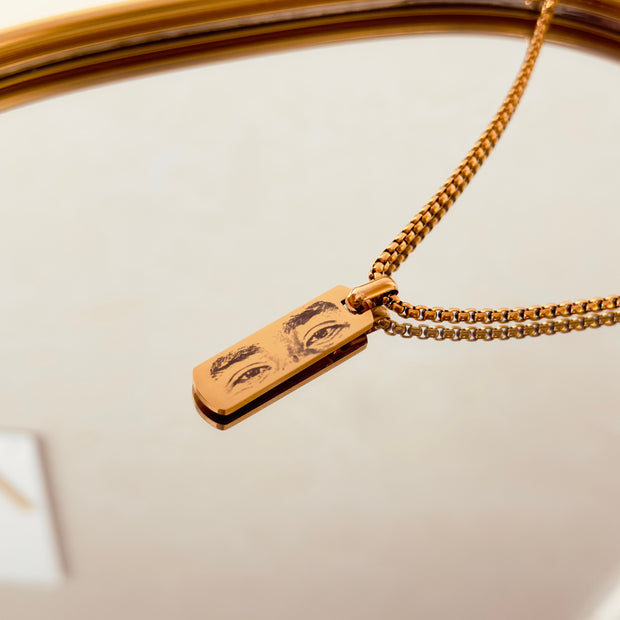 Collar Mirada (Cómic)