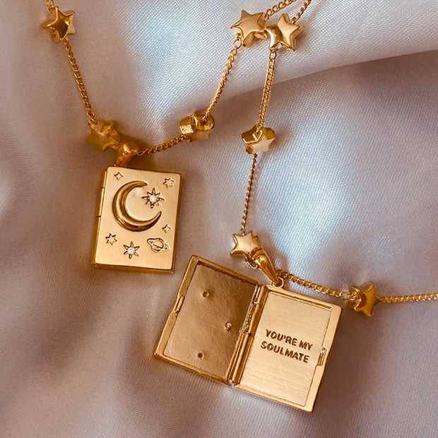 Collar relicario stella