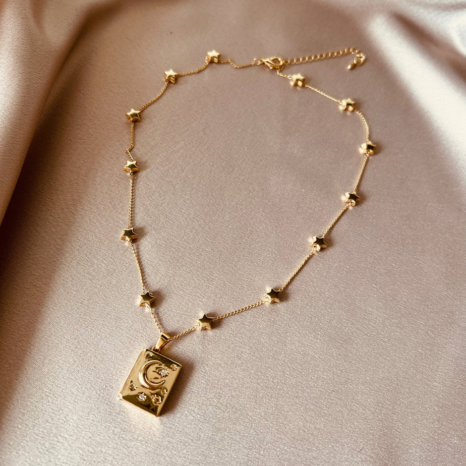 Collar relicario stella