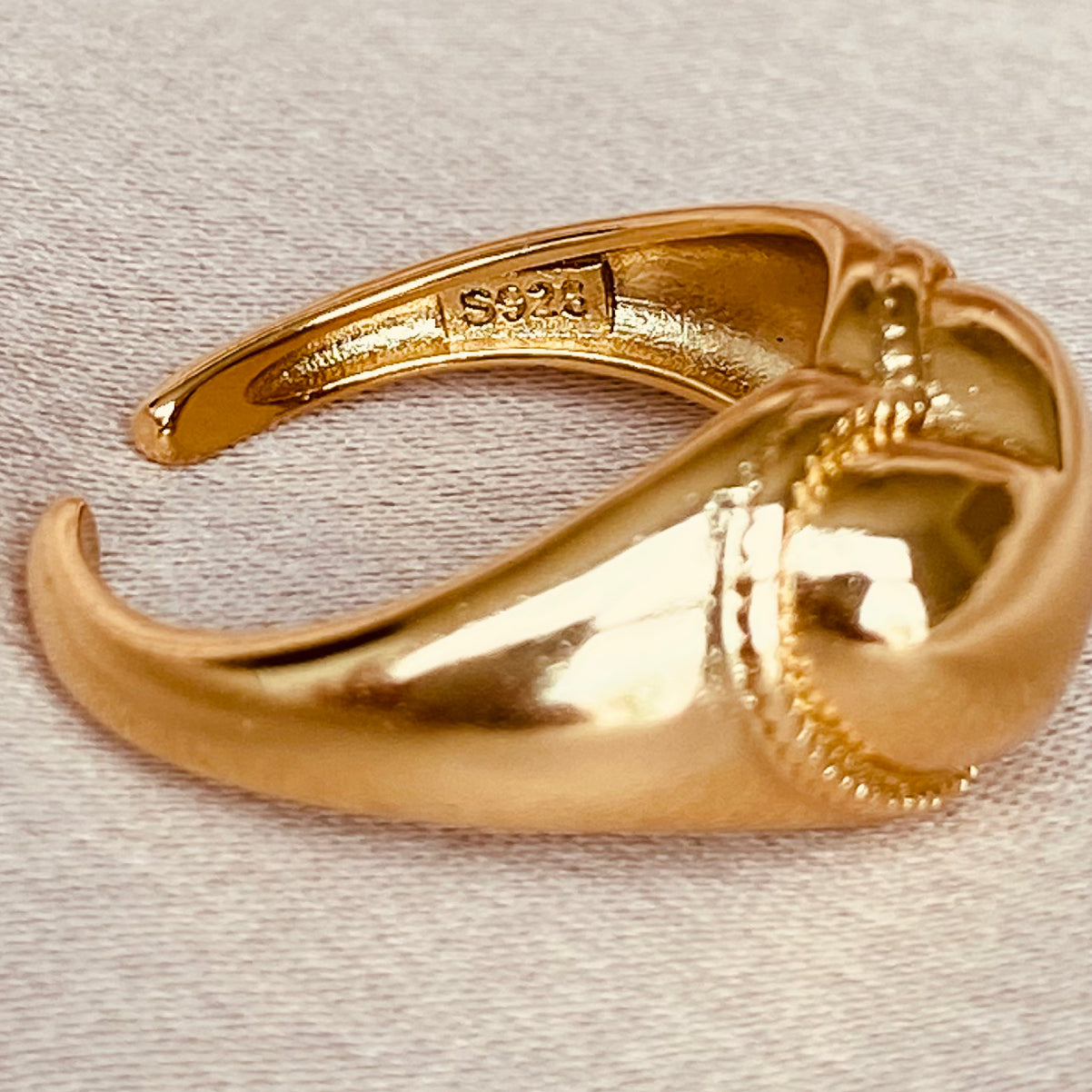Anillo Lorena