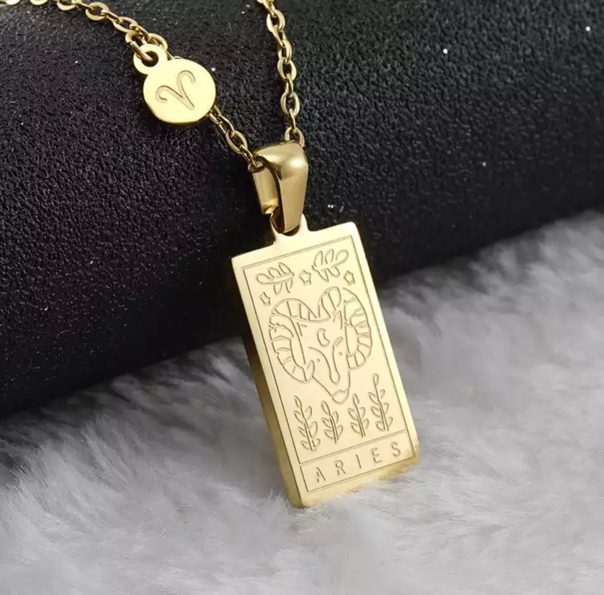 Collar Zodiac