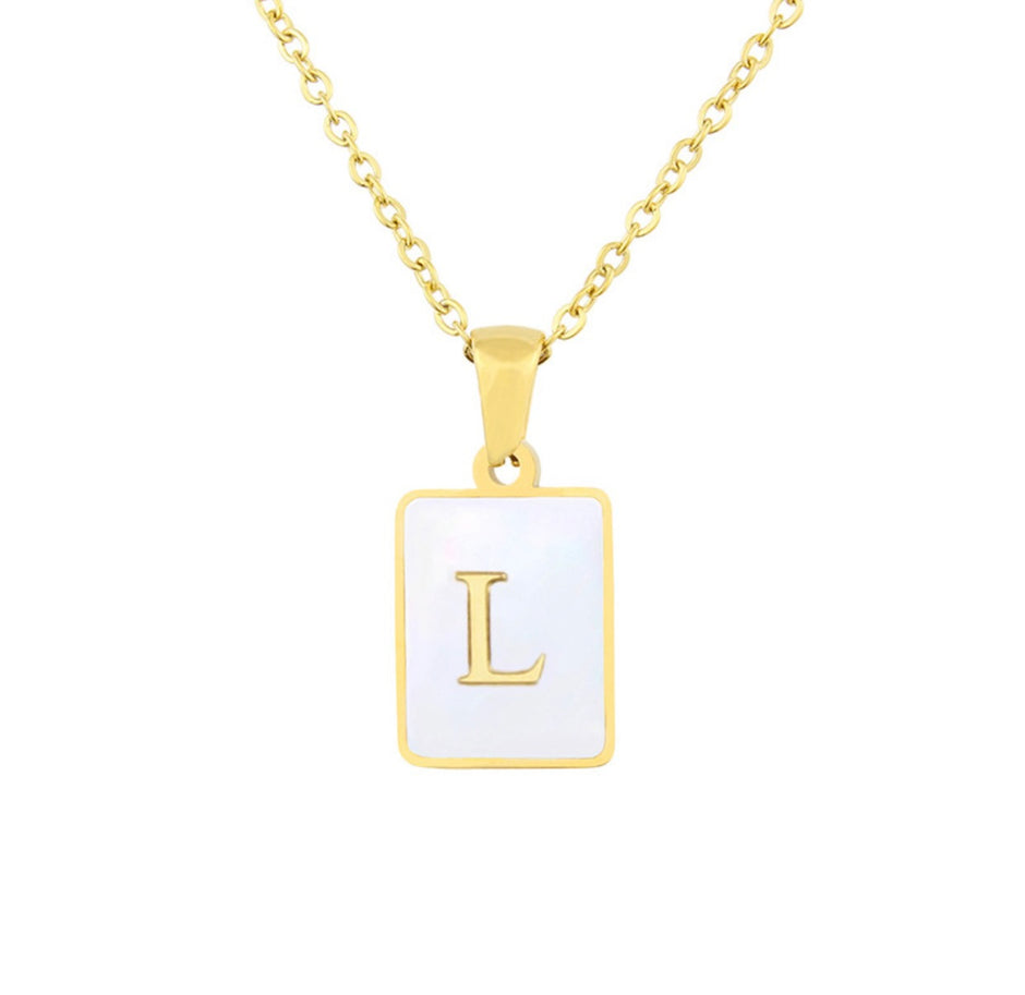 Collar Nácar inicial