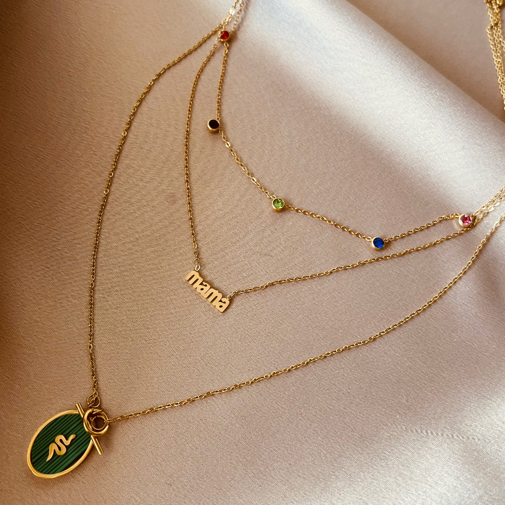 Collar Mama (tres capas)
