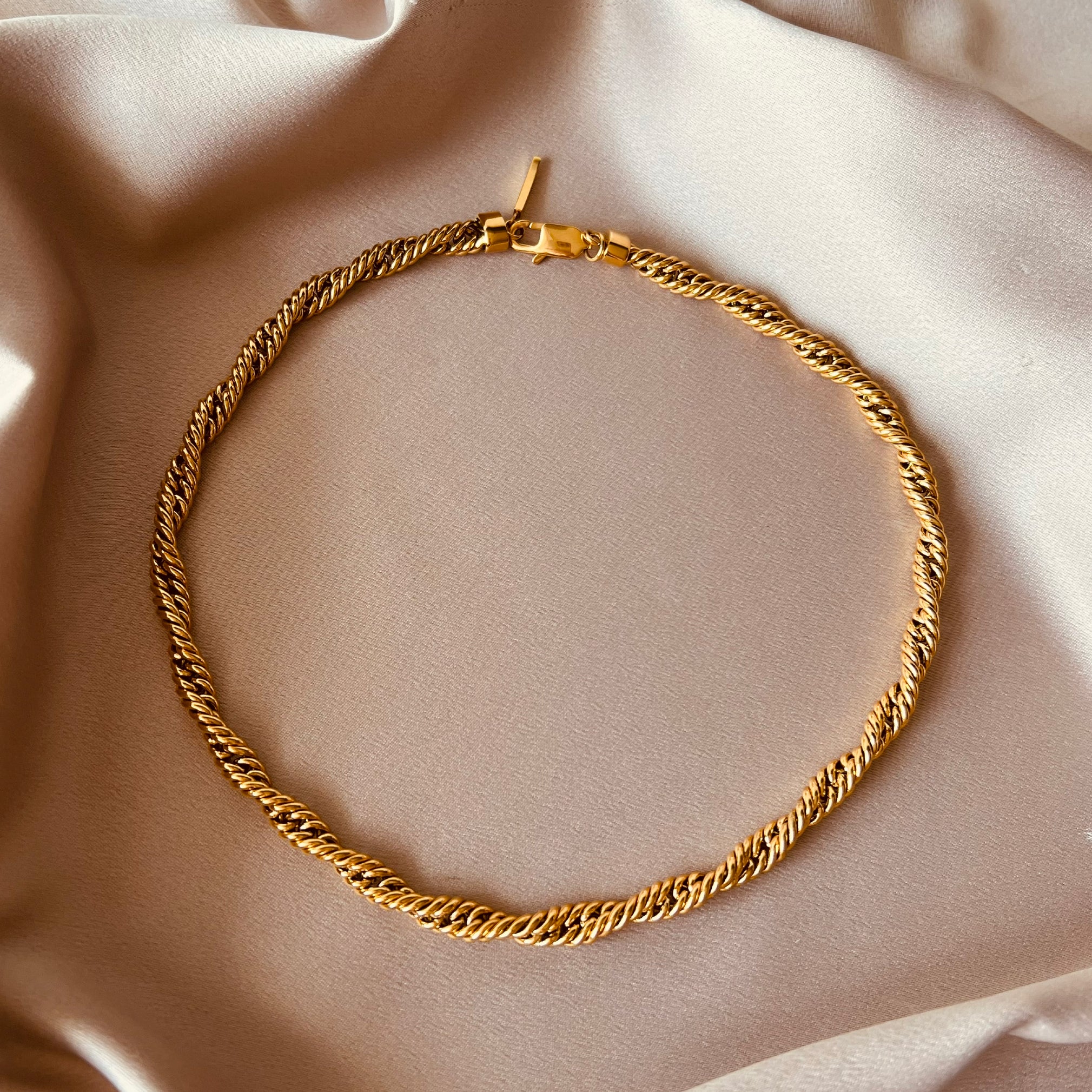 Collar Nathalie