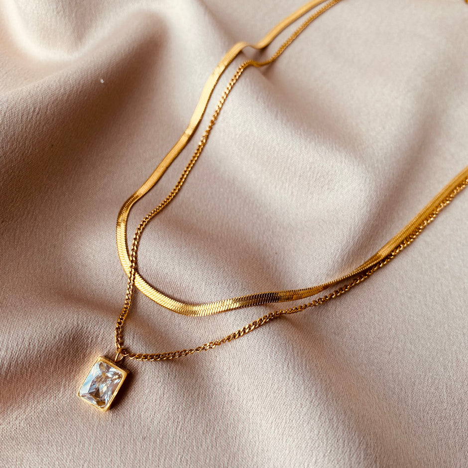 Collar Hera