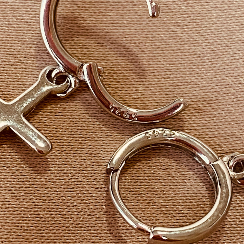 Aretes de cruz para hombre y mujer en Plata 925