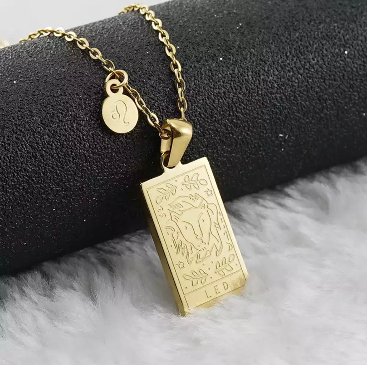 Collar Zodiac